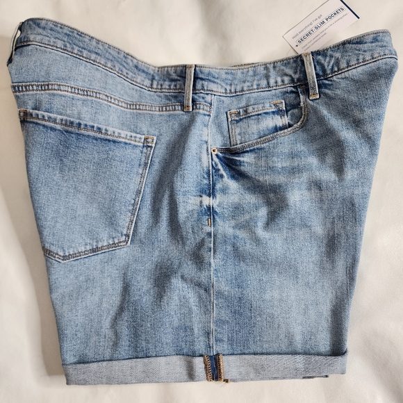 Old Navy Denim Shorts High Rise Blue Secret Slim Pockets Size 18 NWT - Picture 9 of 10
